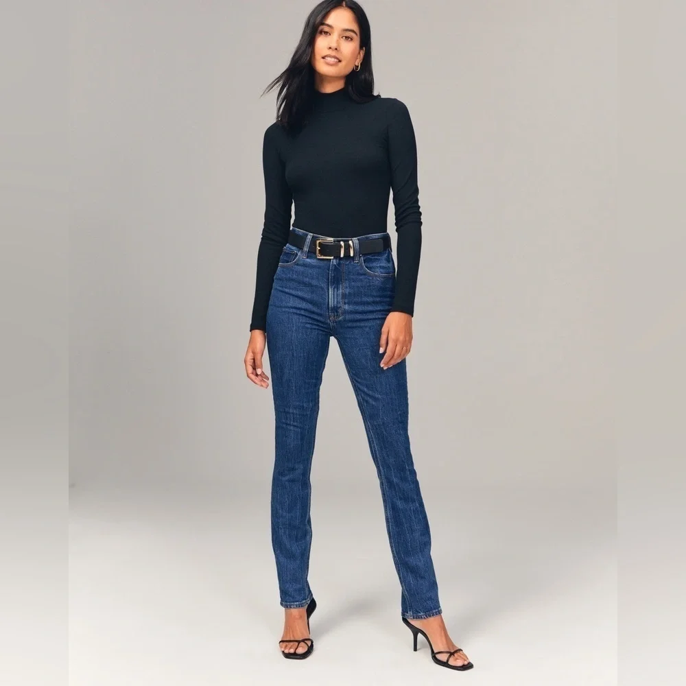 Abercrombie & Fitch Slim Straight Ultra High Rise Curve Love Jeans Sz. 28 Sz. 6